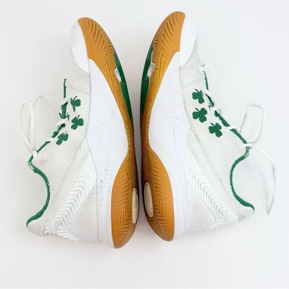 Nike KYRIE FLYTRAP II Boston Celtics White Green Clover  Athletic Sneaker